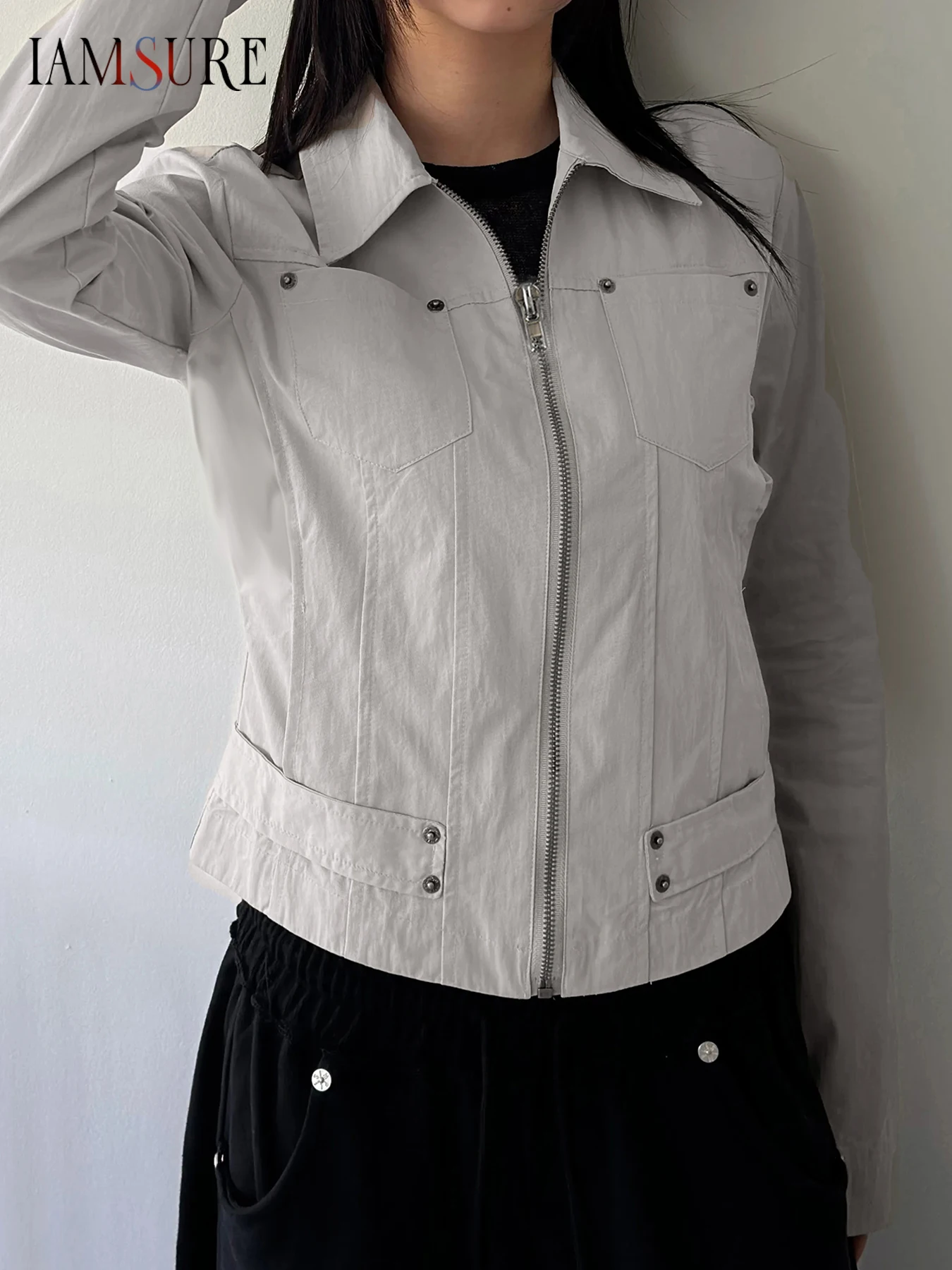 

IAMSURE Safari Style Pockets Jackets Casual Solid Turn-Down Collar Long Sleeve Coats Women 2025 Autumn Spring Fashion Streetwear