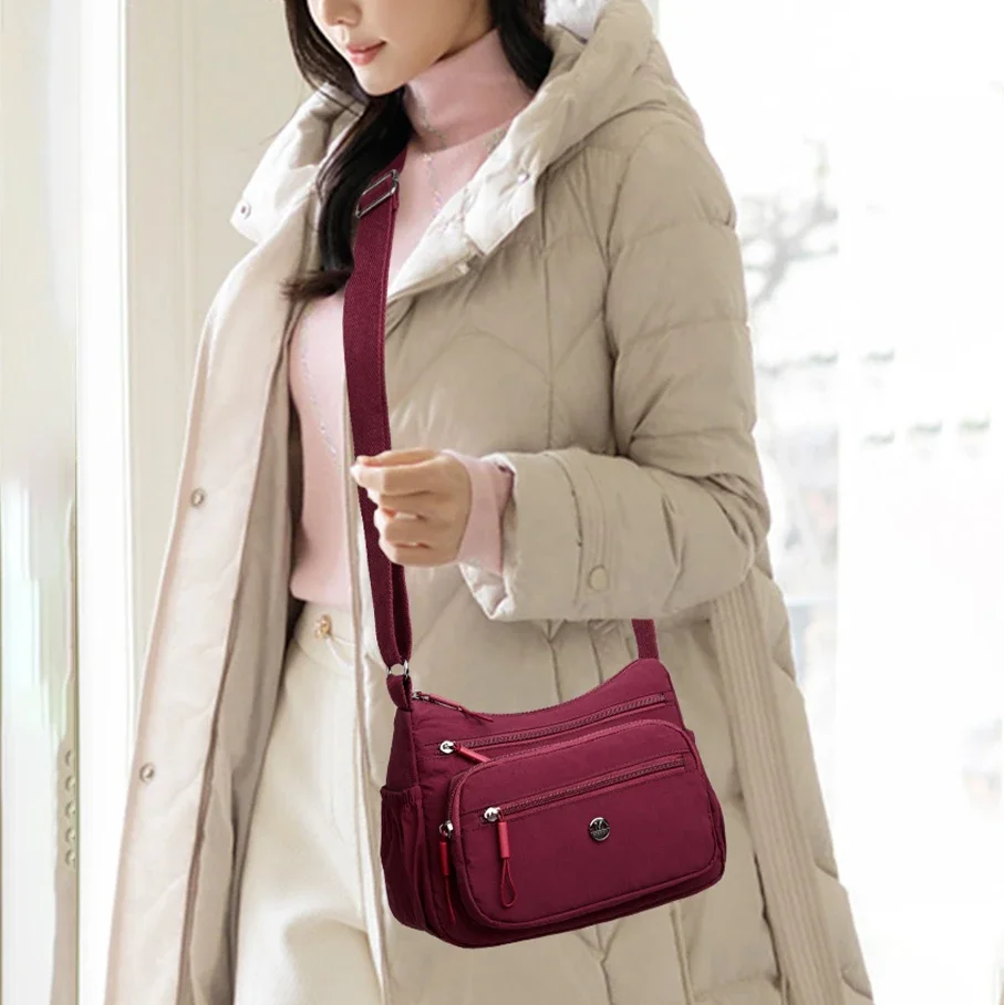 

Новые женские сумки среднего возраста. Модные сумки на плечо. Универсальная нейлоновая сумка через плечо. Сумка для мамы большой вместимости для ежедневных путешествий.