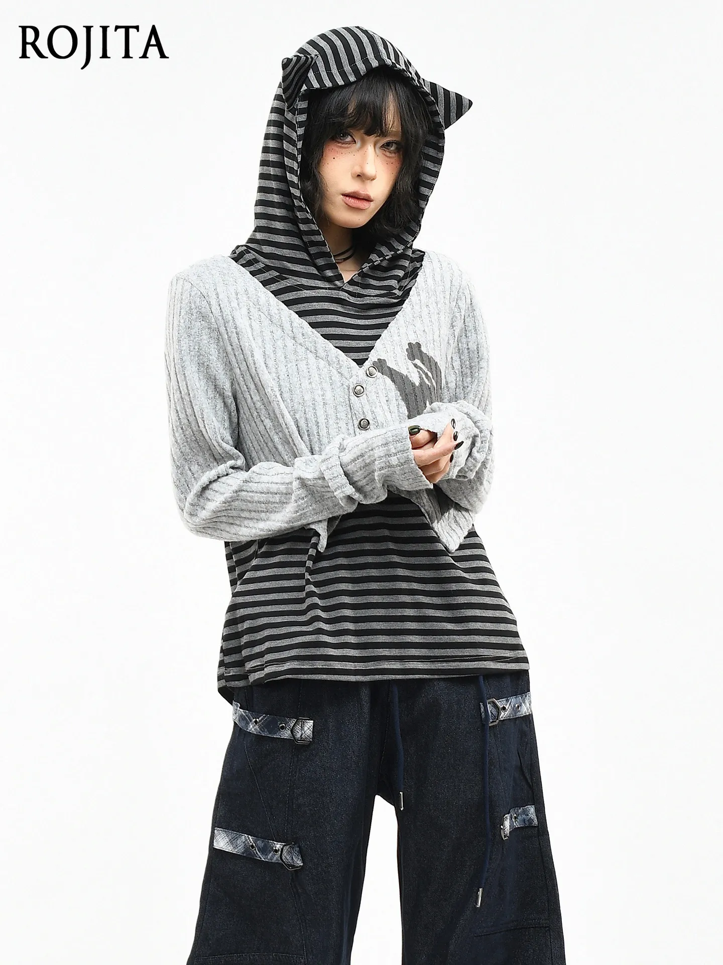 

Japanese Subculture Y2k Striped Cat Ears Splicing Long-sleeved T-shirt Women's Spring Short Fake Two-piece Hooded Top Trendy