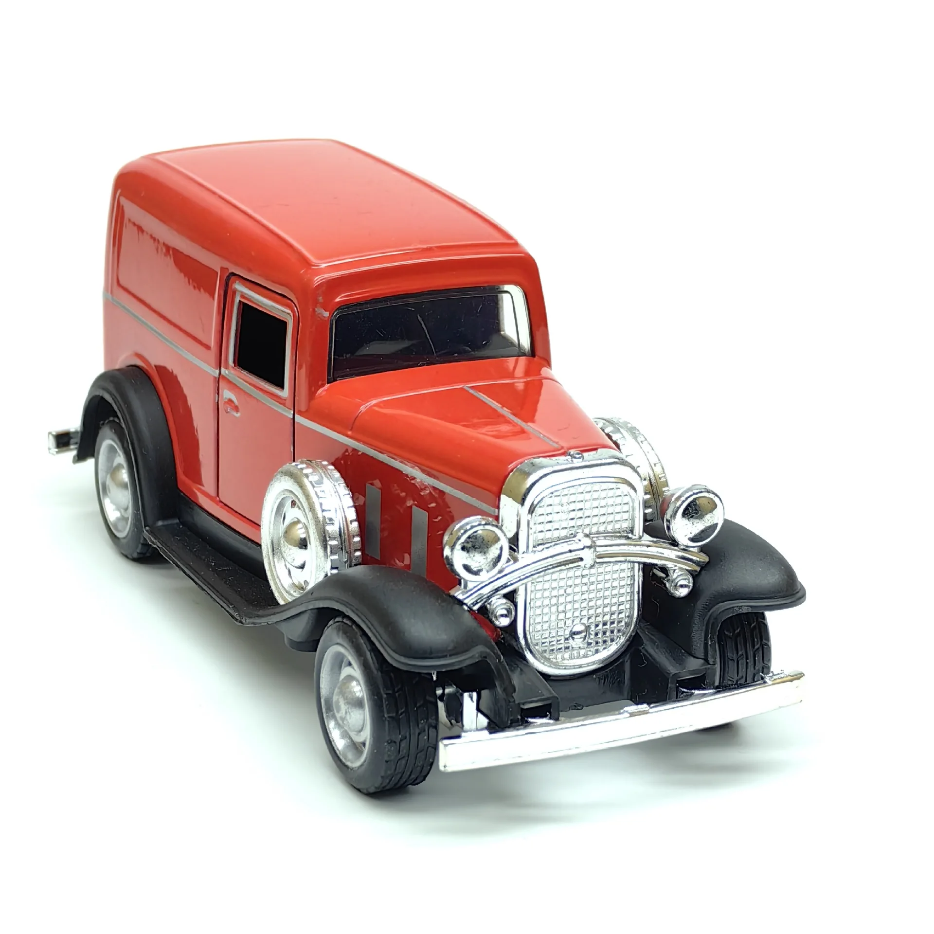 1:34 Vintage Classic Car Vintage Simulation Alloy Pull Back Children's Toys Open Door Model Car