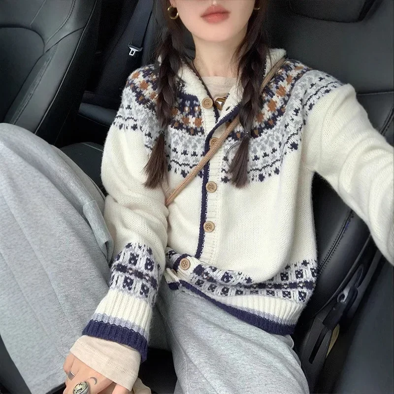 

Open Cardigan Outerwear Top RetrKnitted Sweater Coat Women's Autumn Winter Soft White Floral Patterned