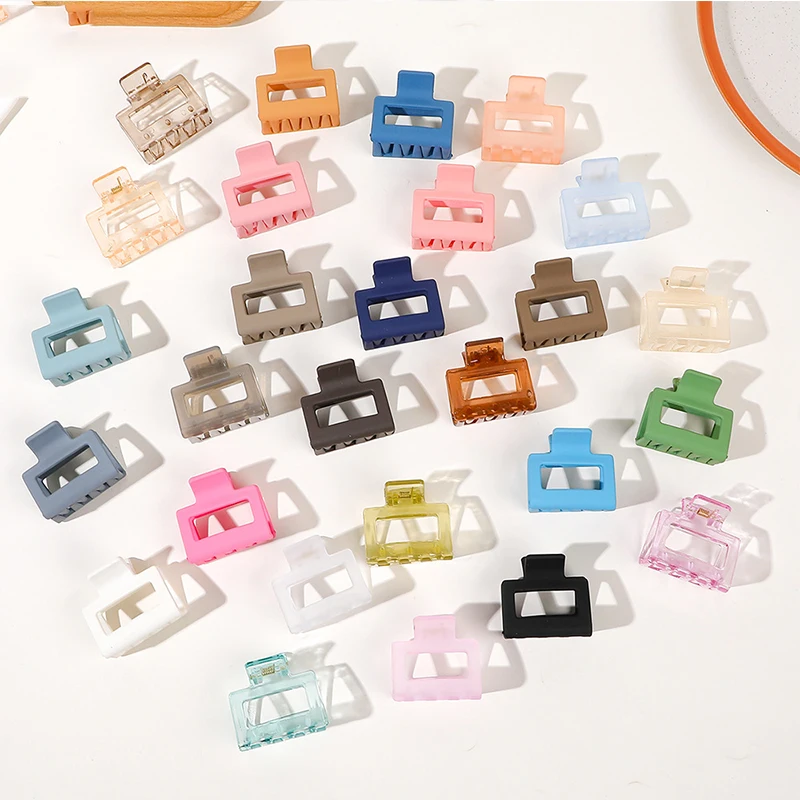 Vintage Frosted 4cm Small Square Hair Clip Fashion Hair Claws Hair Clips Crab Barrette Ponytail Clips Hair Accessories for Women