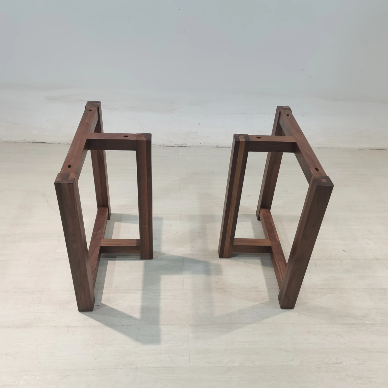 Dining table thick chestnut wood feet furniture with feet industrial country wooden feet