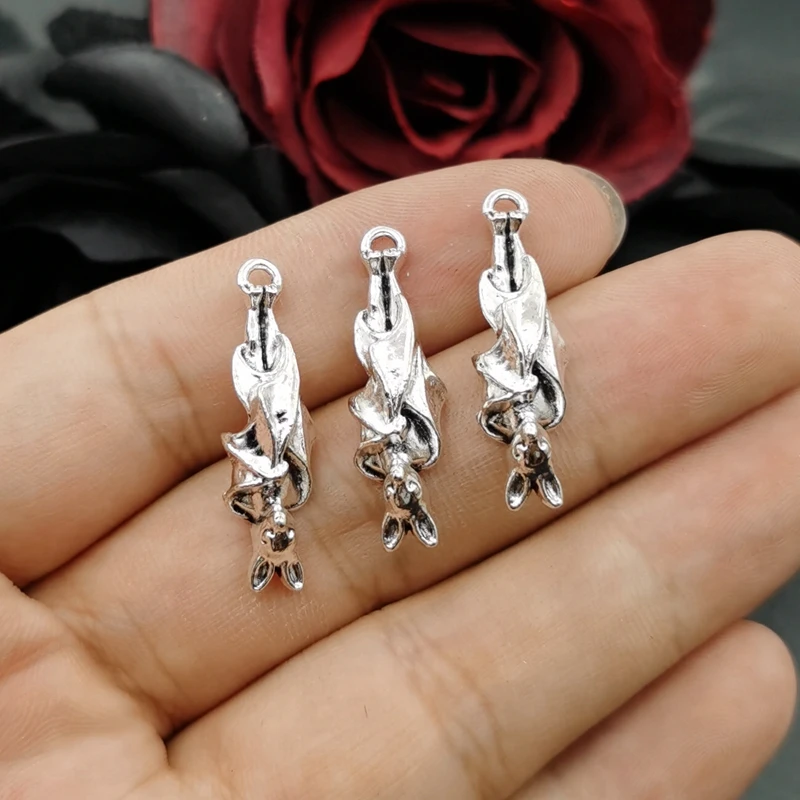 5pcs 9*30mm 3D Gothic Hanging Bat Charm Cute Realistic Bat Charm Vampire Halloween Pendant DIY Handcrafted Jewelry Accessories
