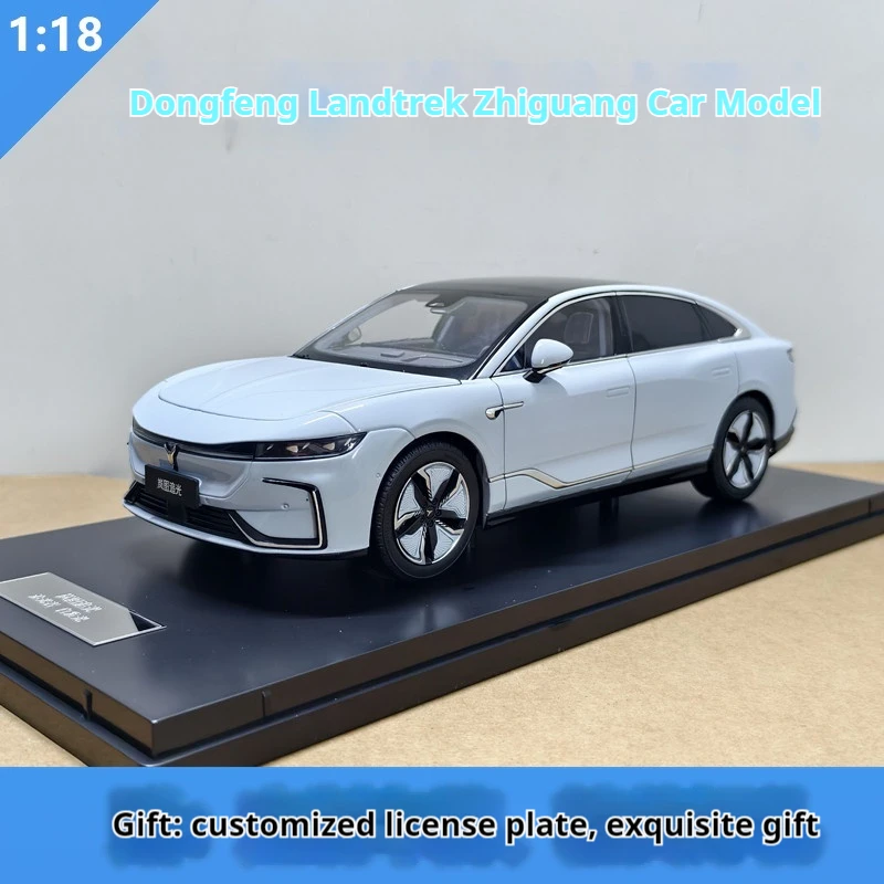 

Dongfeng Voyah Chasing Light 1:18 Alloy Car Model Original Factory Diecast Metal Vehicle For Collection Display Car Collectors