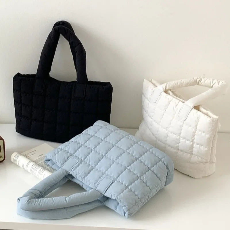

Korean plaid black tote bag for women, large capacity hand-held down cotton jacket bag, niche design, shoulder bag for women