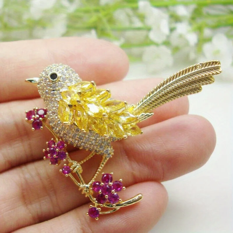 Vintage Style Sparkly Exquisite Luxury Crystal Bird Brooch Badges For Women Men Fashion Elegant Classic Rhinestone Animal Pin