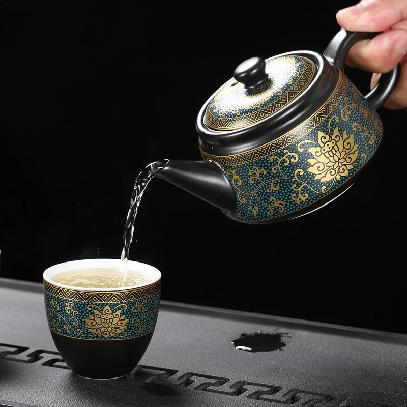 Jingdezhen Vintage black ceramics Tea pot Chinese tea set customization porcelain teapot Oolong tea Handmade kettle 240ml