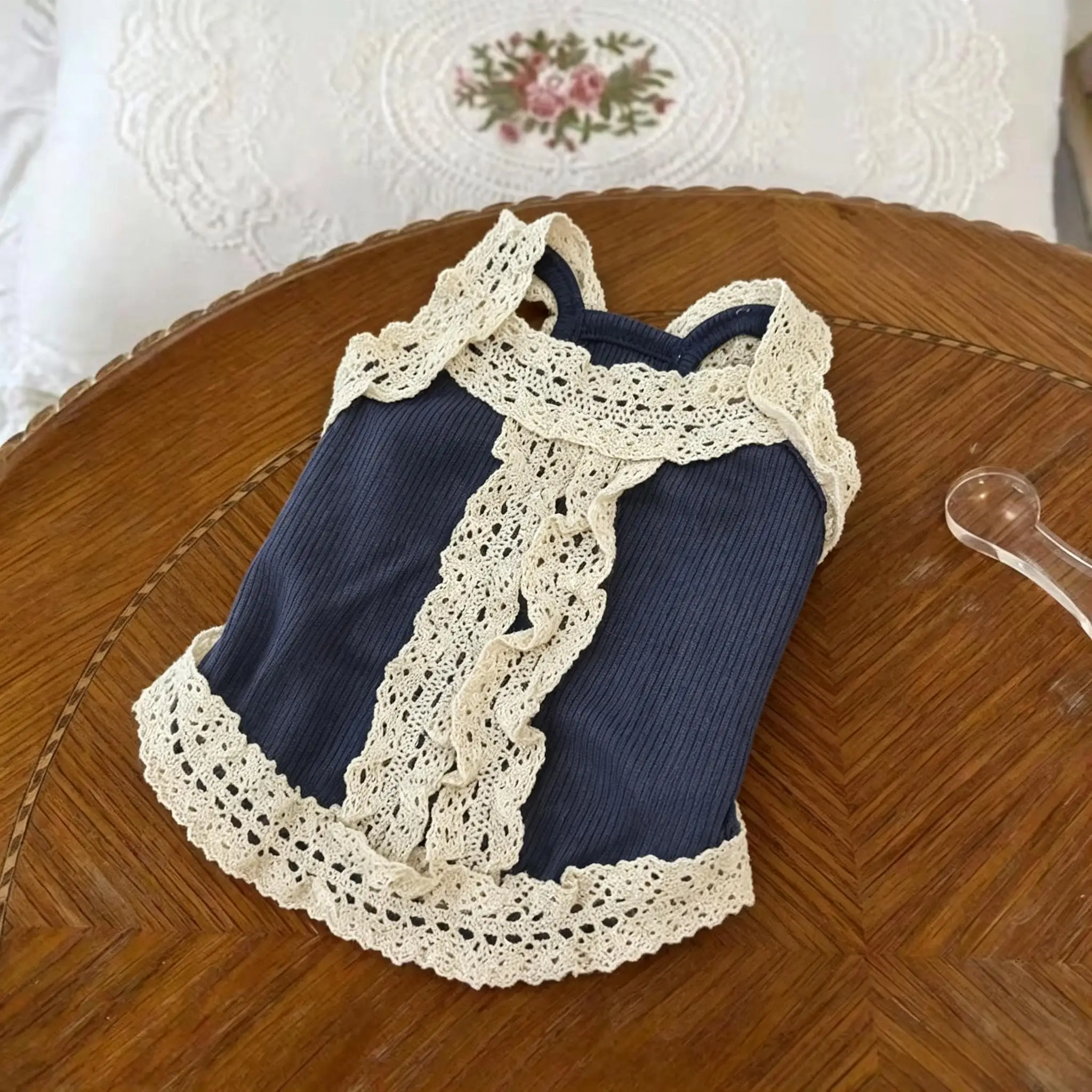 Soft Ribbed Pet Lace Cami Top Hollow Frilly Lace Strap Hem Daily Walking Birthday Party Photo Decor Costume Accessory