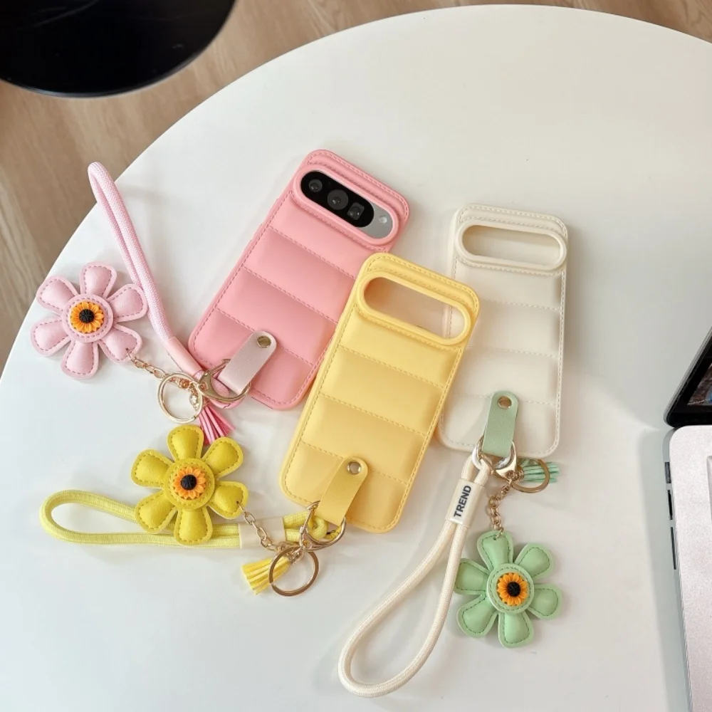 Cartoon-Sonnenblumen-Daunenjacke mit Lanyard-Telefonhülle für Google Pixel 5, 6, 7, 8, 9, 10, Pro, 9A, 7A, 6A, 5A, Handschlaufe, weiche TPU-Abdeckung
