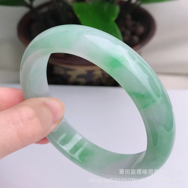 

Mine Timber - Floating Flowers Jade Ice-like Myanmar Positive Ring Emerald Bracelet