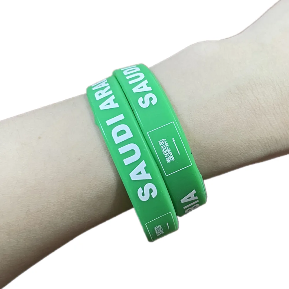 2pcs Saudi Arabia Flag Silicone Bracelet Sports Game Wristbands National Flags Wrist Strap for Men Women Rubber Band Accessories