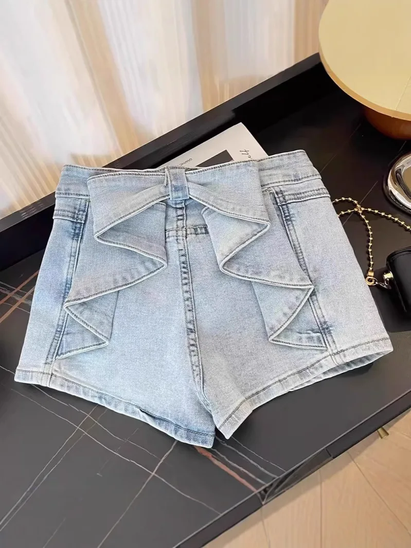 Women Light Wash Denim Shorts High Waist Big Back Bow Decor Slim Summer Jean Shorts