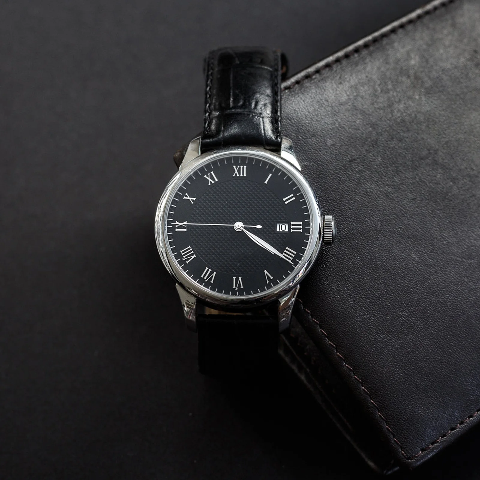 

Top Layer Cowhide Watch Band Strap with Buckle Replacement for Men Black Waterproof Breathable Stainless for Watchbands