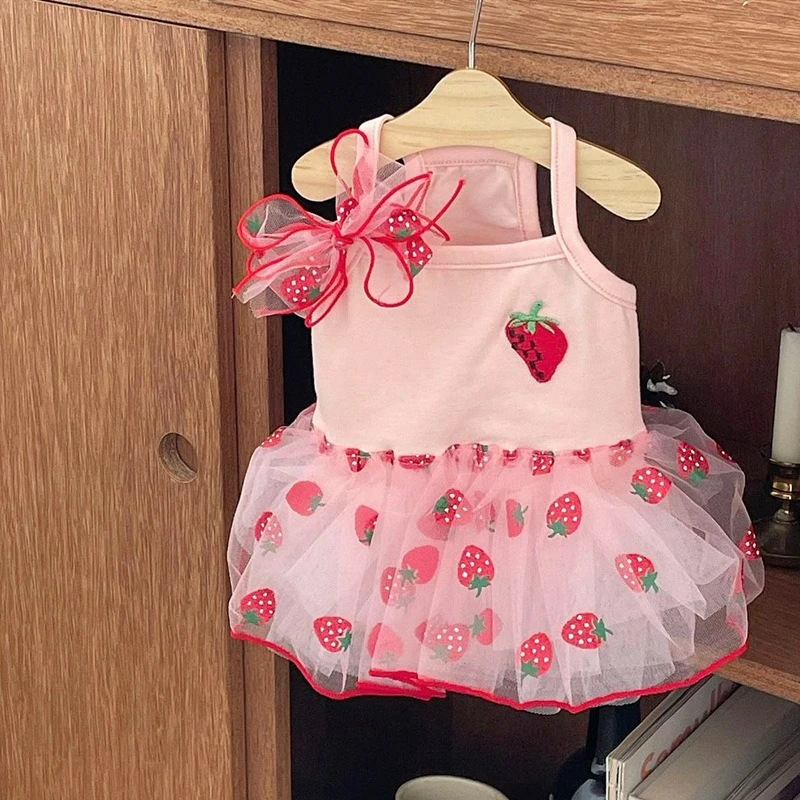 

Strawberry Floral Summer Dress for Dogs Chihuahua Puppy Vest One Piece Pet Supplies Spring Female Sphinx Cat Luxury Dog Clothes
