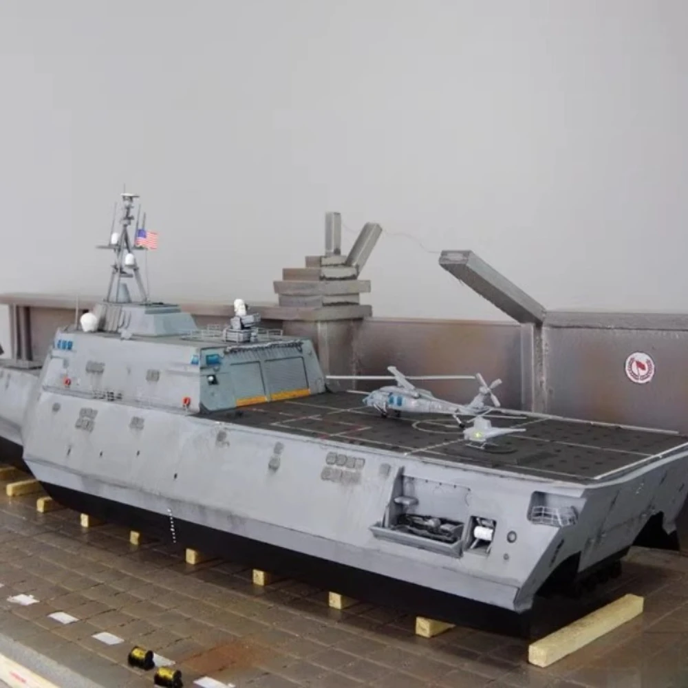 Barco de combate littoral de la Independencia de la Marina de EE. UU., modelo de barco terminado de plástico estático, colección de buques de guerra, adornos, regalo de barco, 1/350