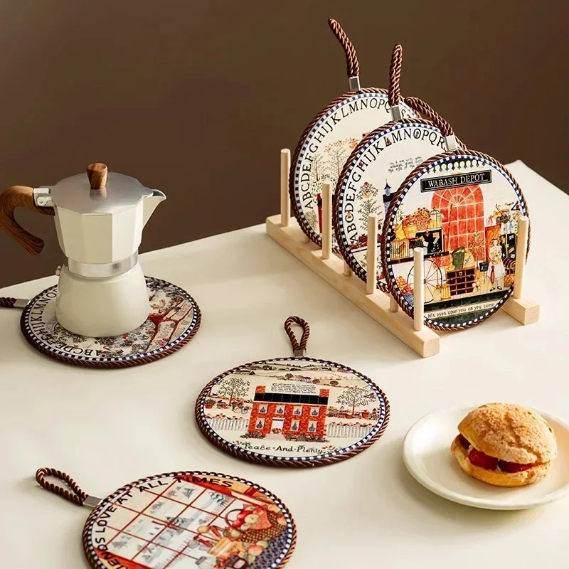 Classical European Fairy Tale Ceramic Dining Table Mat Circular Home Heat Insulation Pad Clay Pot Mat Anti-slip Placemat