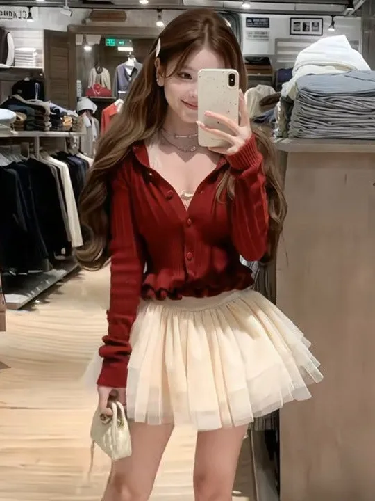 

Christmas Red Knitted Half-length Skirt Set Women's Fashion Ensemble with Mesh Trim Spring Season Two-piece Suit French Style