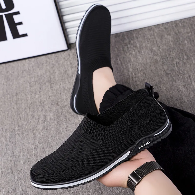 Outdoor Sports Shoes for Men Breathable Solid Color Flats Shoes Fashion Running Male Sneakers Casual Mesh Slip-on Man Loafers