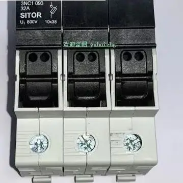3NC1091/3NC1092/3NC1093 1P 2P 3P FUSE BASE 10X38MM  690V New Original Stock