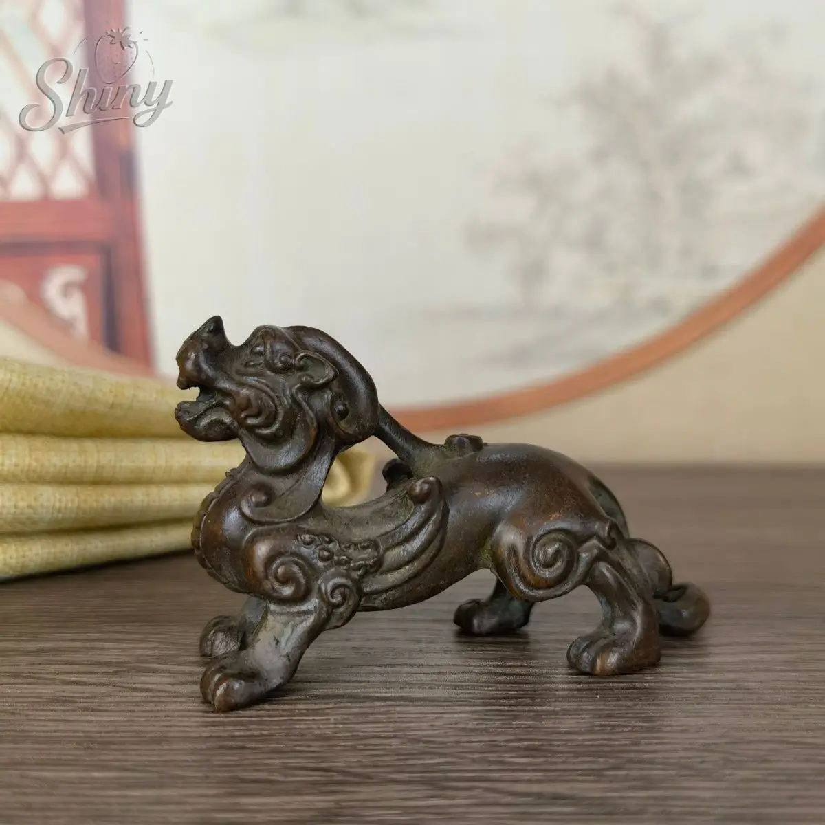

Antique Copper Lucky Brass Chinese Ancient Beast Pixiu Home Decor Feng Shui Animal Figurines Statue Statue Desktop Ornament