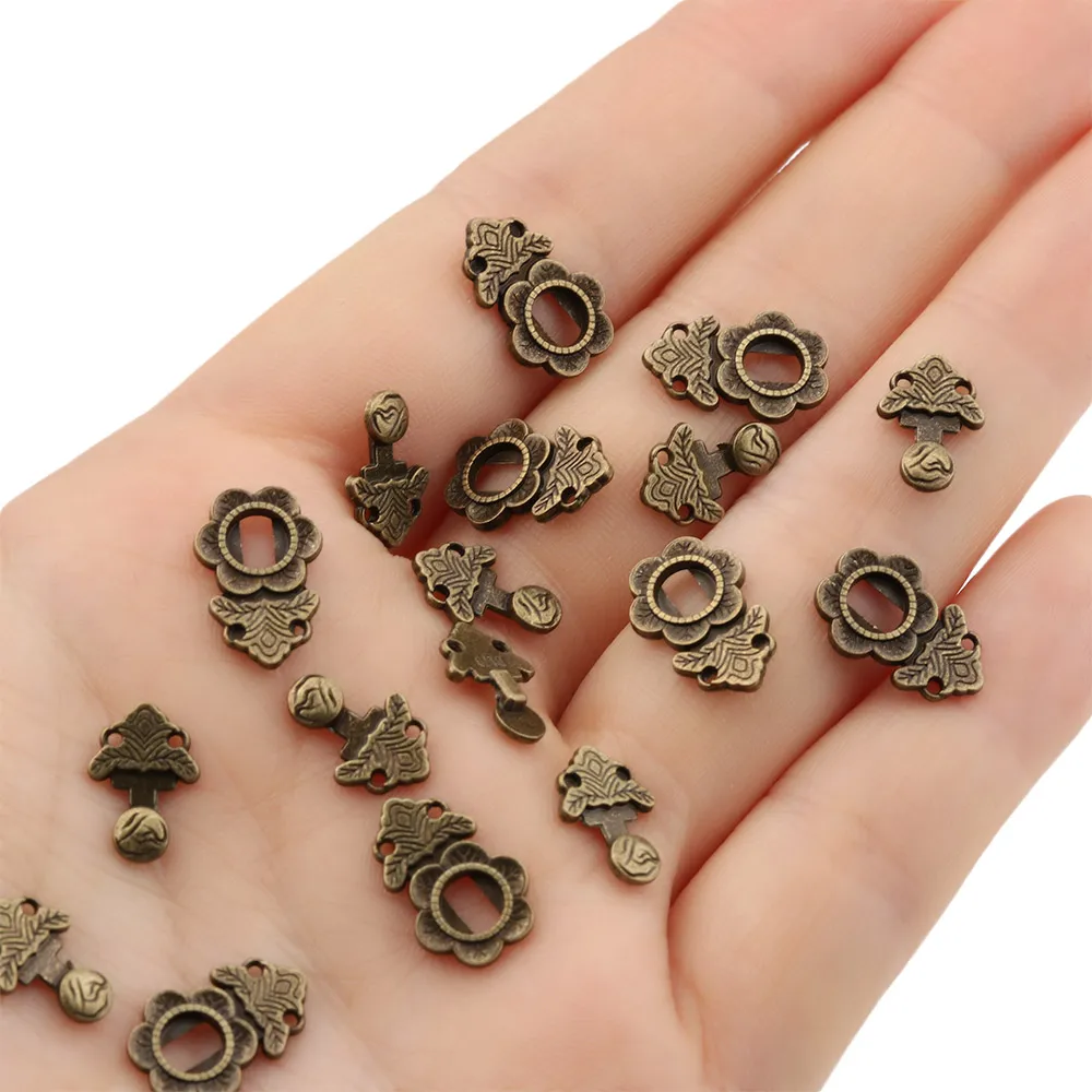 10 Sets Newest Metal 18mm Mini Ultra-small Belt Buckle Doll Bags Buckles DIY Doll Buttons Dolls Shoes Accessories