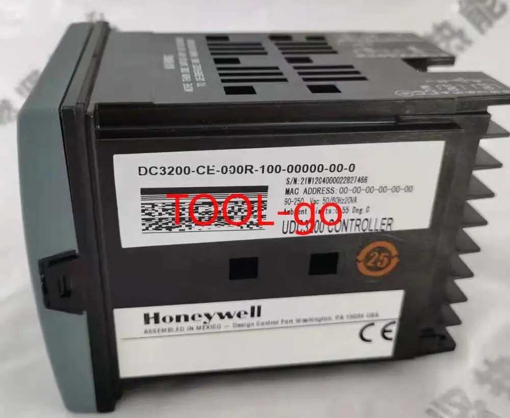 

1PC Honeywell Thermostat DC3200-CE-000R-100-00000-00-0