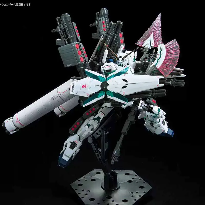 Bandai Originele GUNDAM RG Serie FULL ARMOUR EENHOORN GUNDAM Anime Action Figure Model Assemblage Speelgoed