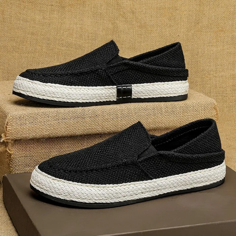 Sepatu loafer Linen klasik pria, sepatu selop kasual ringan Musim Panas 2024 untuk pria, sepatu kanvas bersirkulasi