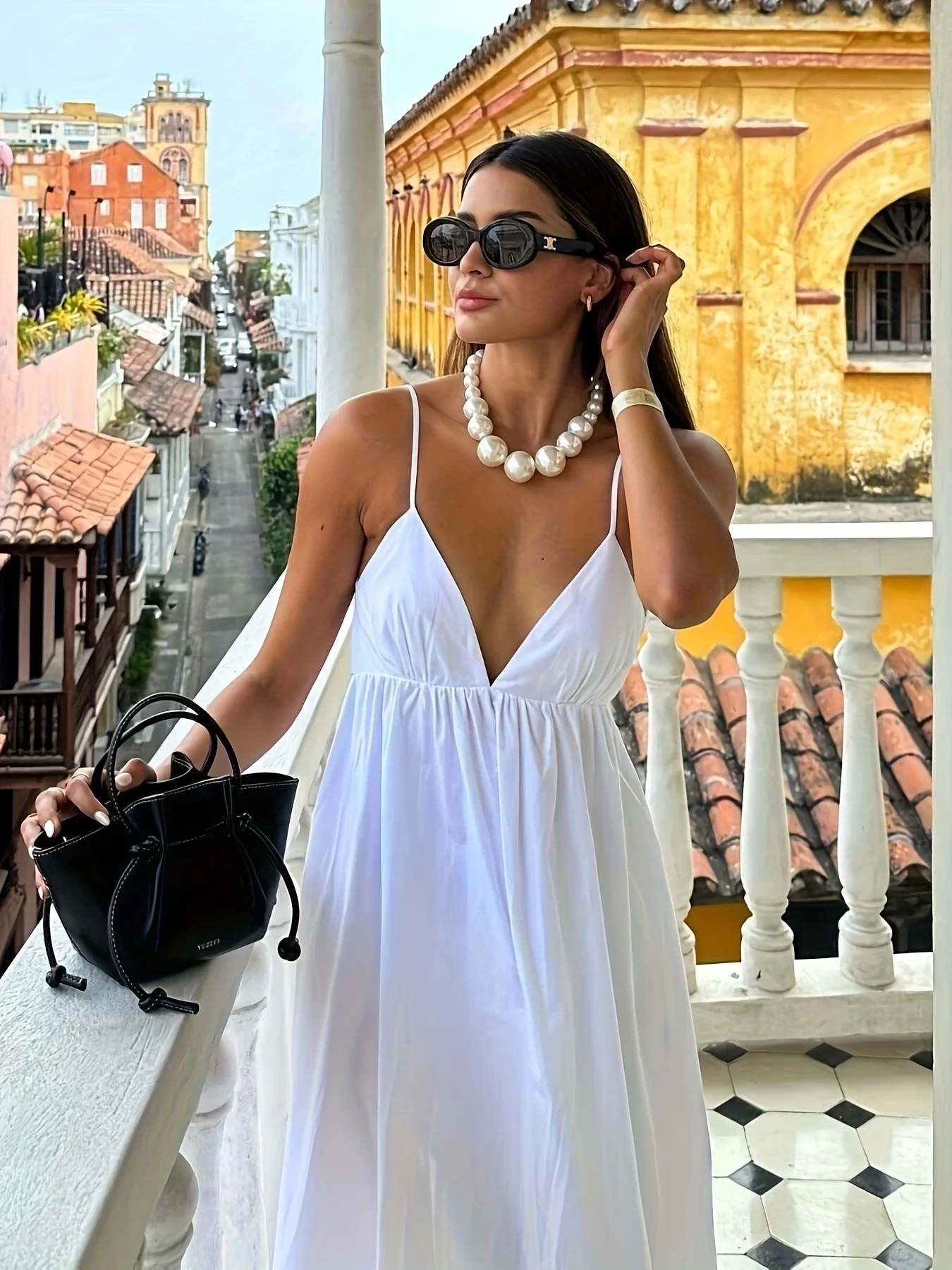 Beautiful Sweet Fashion Solid V Neck White Sling Long Dress Women Spaghetti Strap Long Party Club Loose Casual Women \'s Dresses