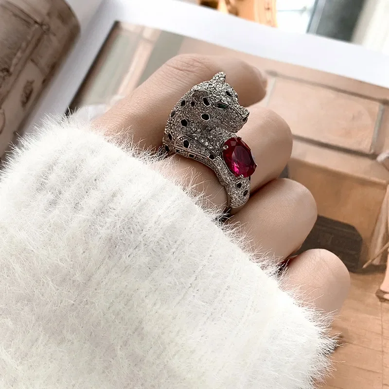 New jewelry S925 silver plated 18K gold full diamond luxury leopard ring for women artificially cultivated gemstone master 6*8