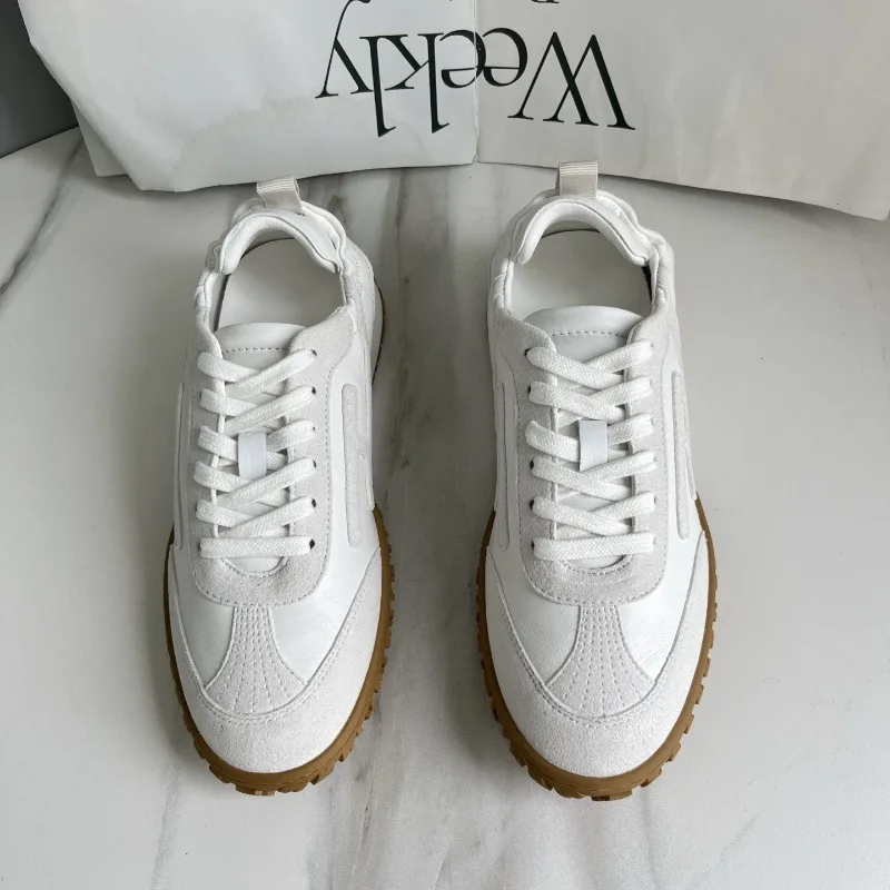 Women's White Sneakers Flat Skateboard Shoes Lace Up Casual Shoes German Training Shoes Outdoor Travel Walking Shoes