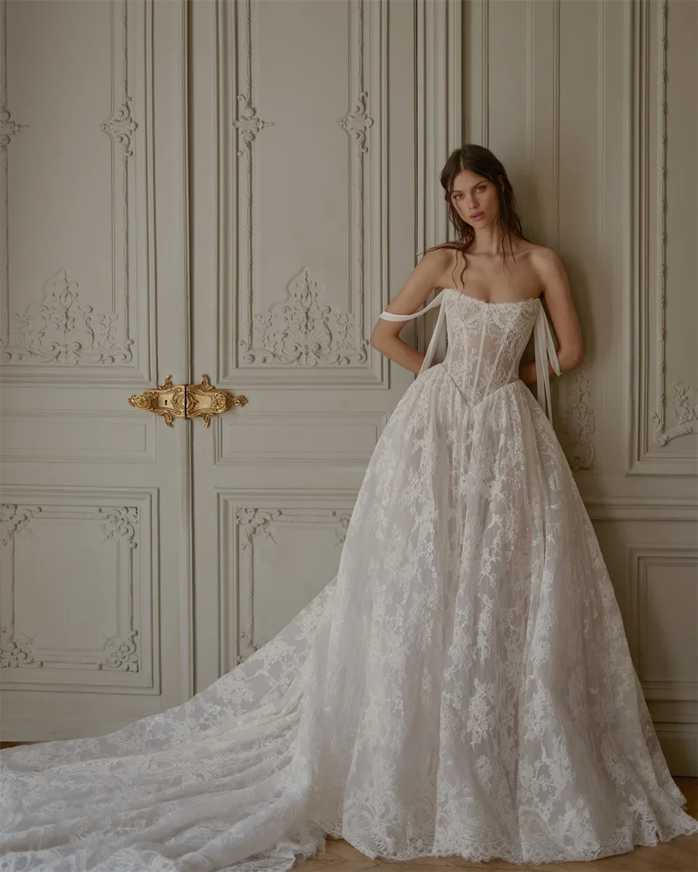 

Customized Corset Lace Appliques Wedding Dress A-Line Bridal Gown Sexy Backless Vestidos De Novia amanda novias official