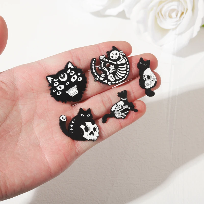 Pin de insignia para solapa, broche de mezclilla, Jeans, bolsa de camisa, joyería Punk, alfileres de esmalte de gato gótico, Calavera, esqueleto, bruja, gatos, regalo para amigos