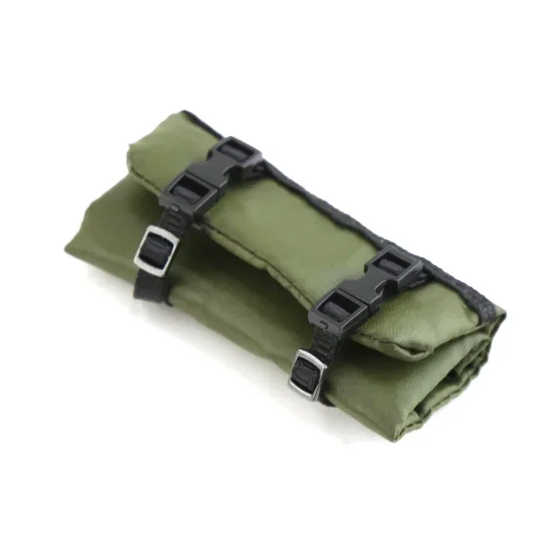 Simulation Sleeping Bag Mood Piece Garnish for 1/18 RC Crawler Car Trxs SCX24 TRX4-M Defender D90 D110 Bronco Upgrade Parts