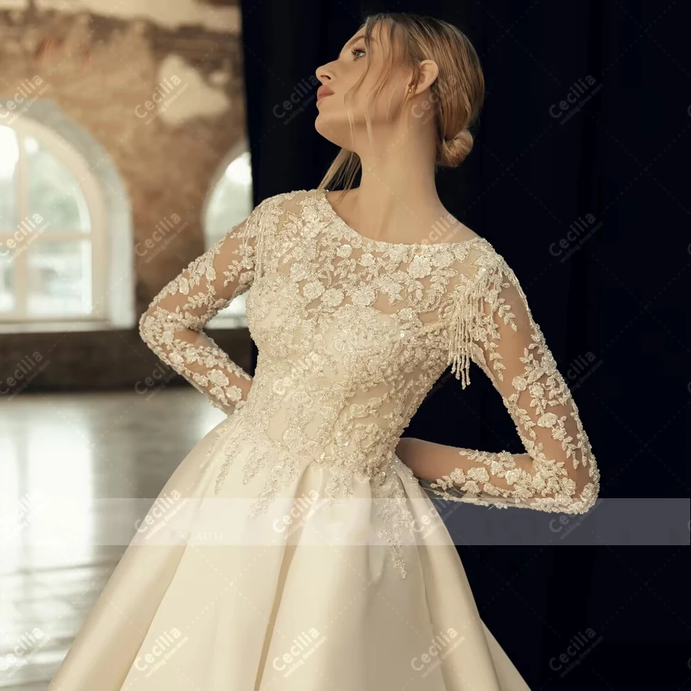 Suknie ślubne vintage, klasyczne suknie ślubne, satynowe szaty, skromne suknie z długim rękawem, sukienki z koronkowymi aplikacjami, suknie ślubne szyte na miarę (Vestidos De Novia)