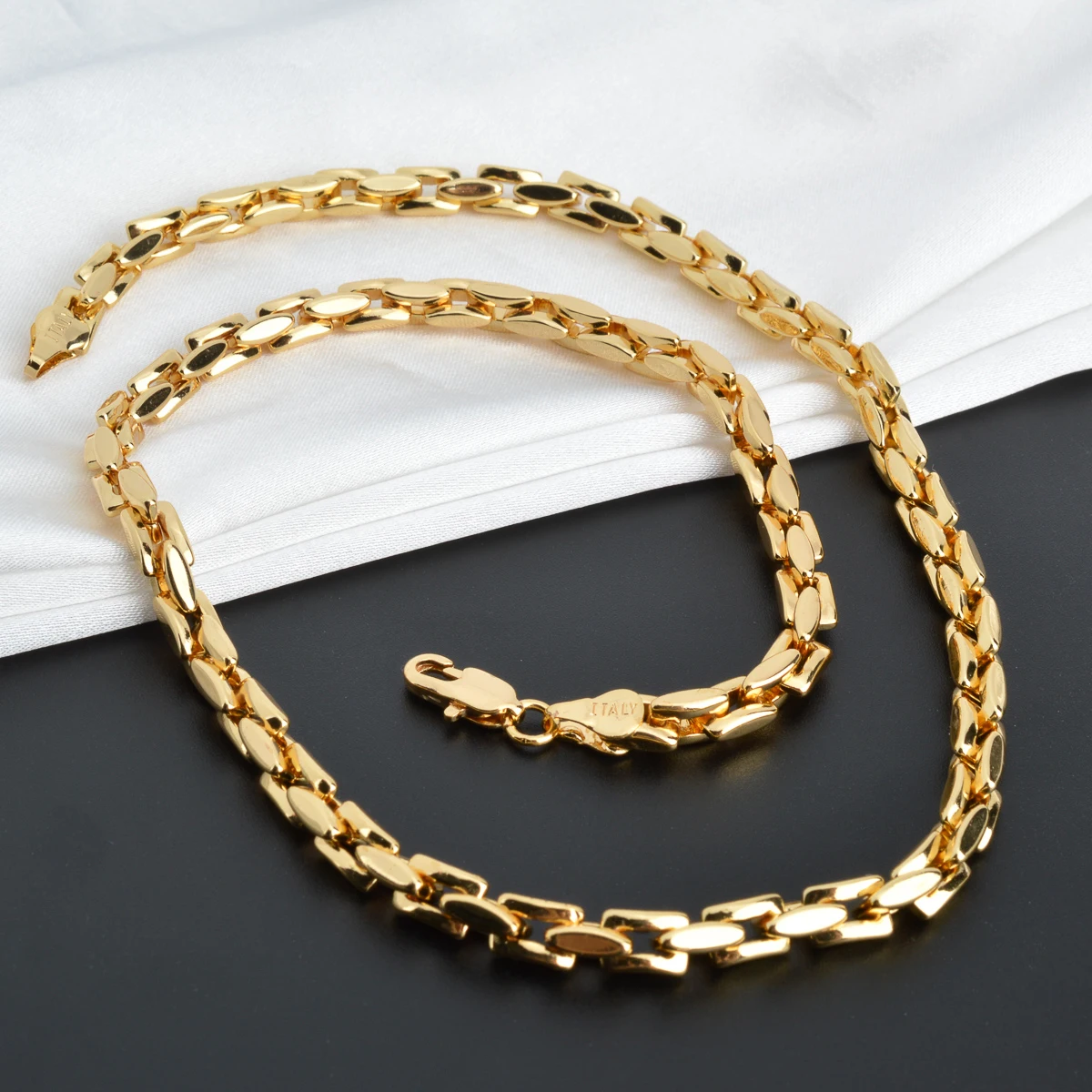 Hiphop Punk Curb Cuban Link Chain Necklace for Women Man Statement Italian 18K Gold Color Choker Trendy Daily Wedding Party Gift