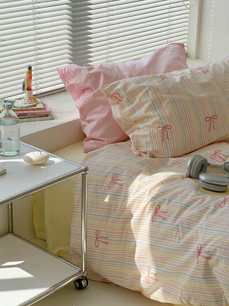 

Комплект постельного белья из чистого хлопка для девочек: пододеяльник, простыня, наволочки (3 или 4 предмета)