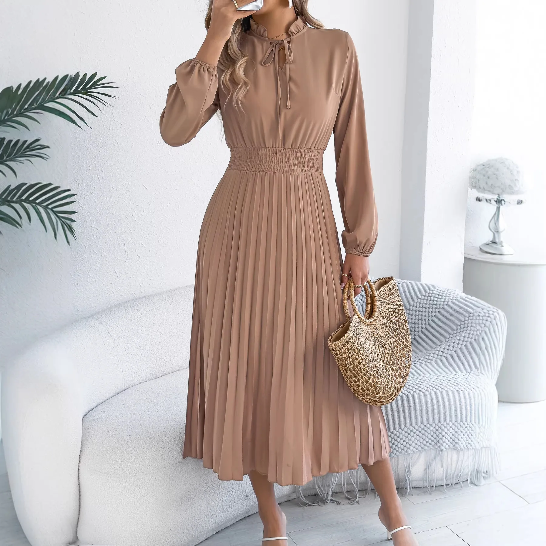 

Dress for Women 2026 Summer Europe Elegant Retro Dress Lantern Sleeve Long Pleated Dresses