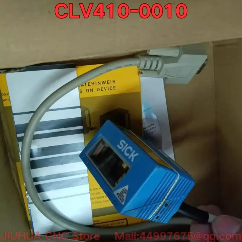 New CLV410-1010S01 CLV410-0010 barcode reader