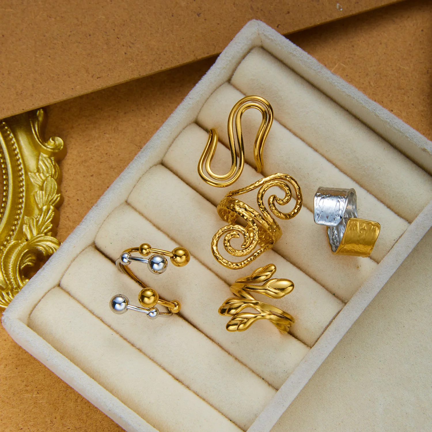 Gold Plated Stainless Steel Rings For Women Spiral Leaf Hammered Texture Two‑tone Bead Finger Ring Waterproof Charm Jewelry Gift
