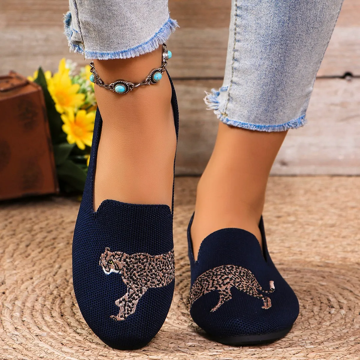 women\'s shoes 2024 large size color matching single shoes animal mesh cloth breathable and comfortable flat shoes Doudou shoes