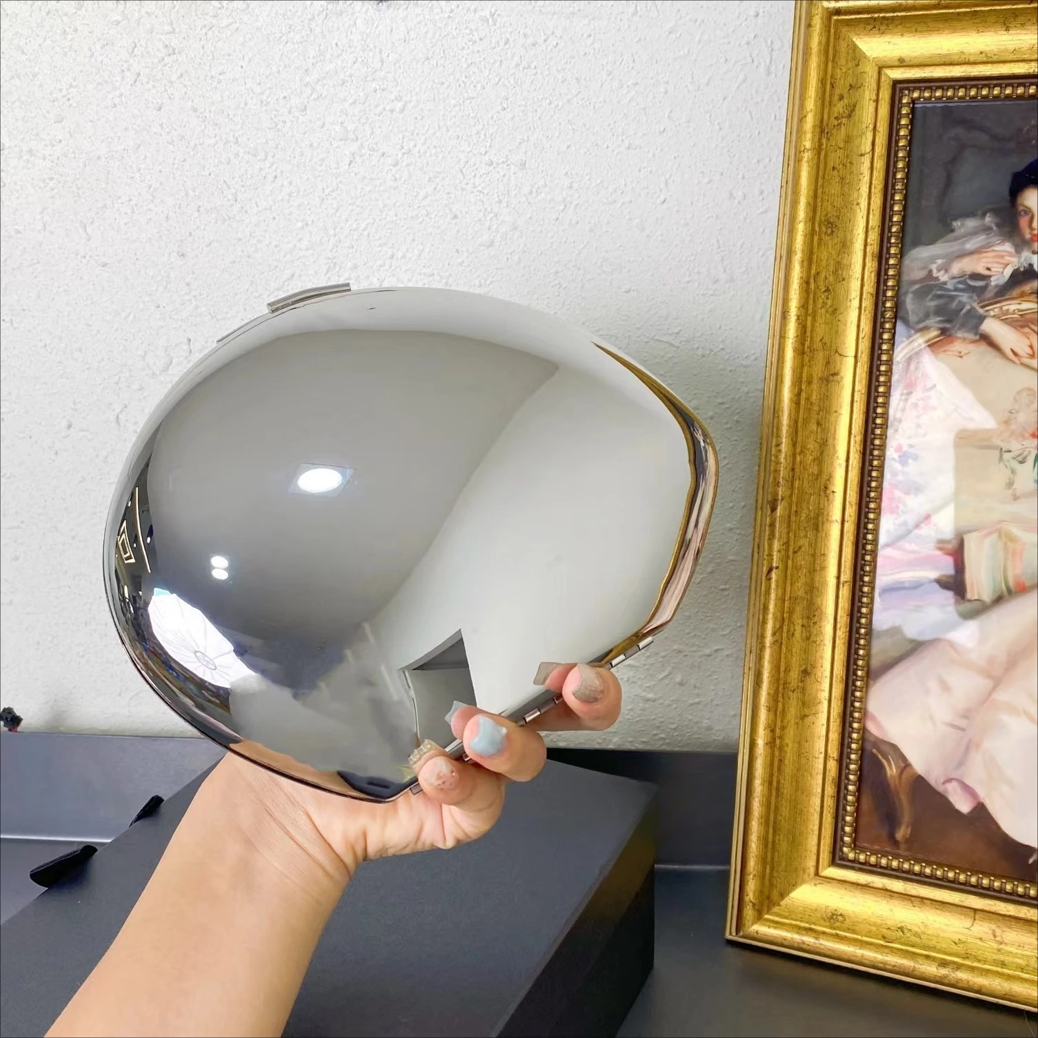 

Metal Shell Shape Clutch Bag Smooth Mirror Surface Women's Evening Party Purse Handbag Silver Gold Cute New 2025 Wholesale