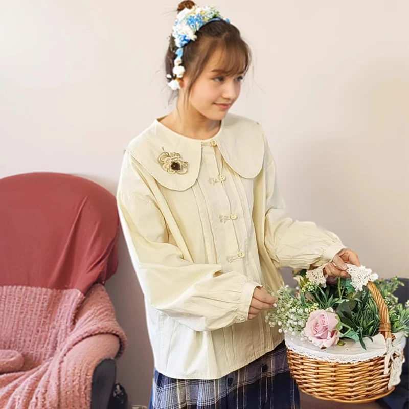 

Весенние милые топы Mori Girl, женская одежда, бежевый цвет, воротник Питера Пэна, трехмерные хлопковые рубашки и блузки с цветами A005