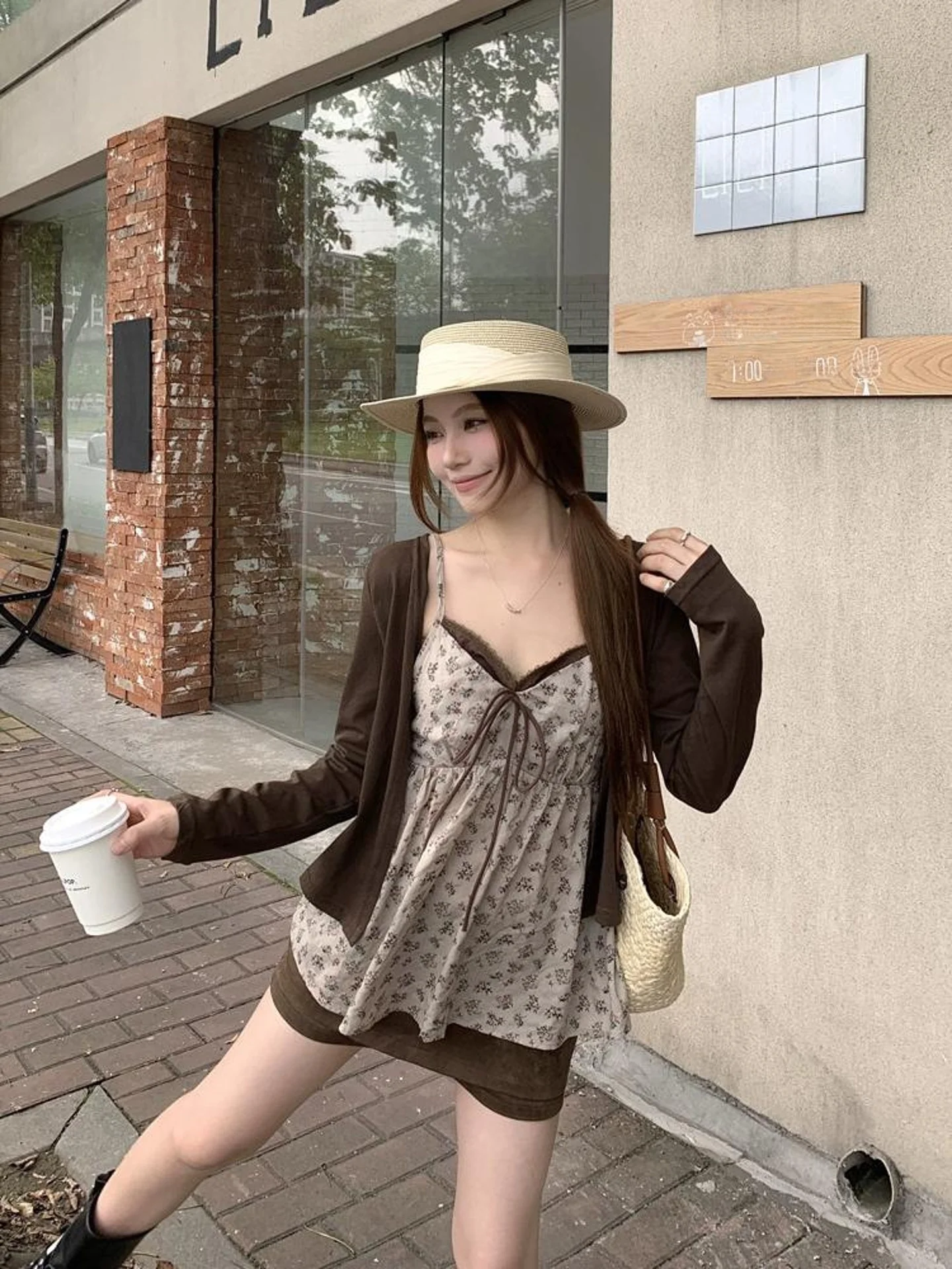 

Retro Style Long Sleeve Open Cardigan Jacket Floral Lace V Neck Tank Top Two Piece Set Women's Summer Fashion Outfit