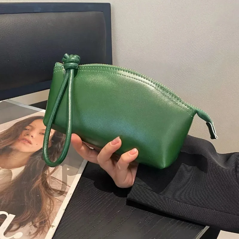 Korean Versatile Women's New Mobile Phone Bag Tanned Cowhide Simple Walking Small Handbag Wrist Coin Purse Handheld Wallets