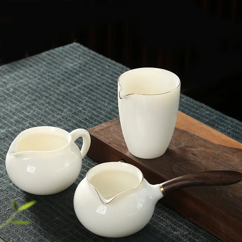 White Porcelain Divider Side Wooden Handle Fair Gold Rim Handleless Sea Even Cup Single Kung Fu Set Tea Ceremony