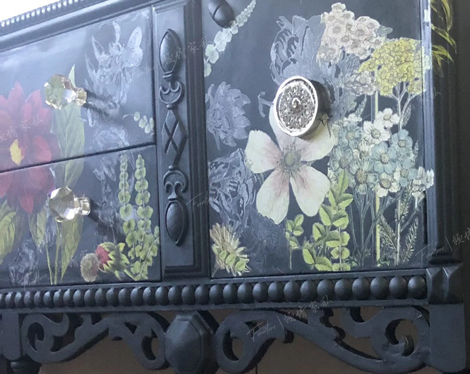 Black and white striped cabinet Art decorative cabinet Foyer solid wood Entrance cabinet solid wood