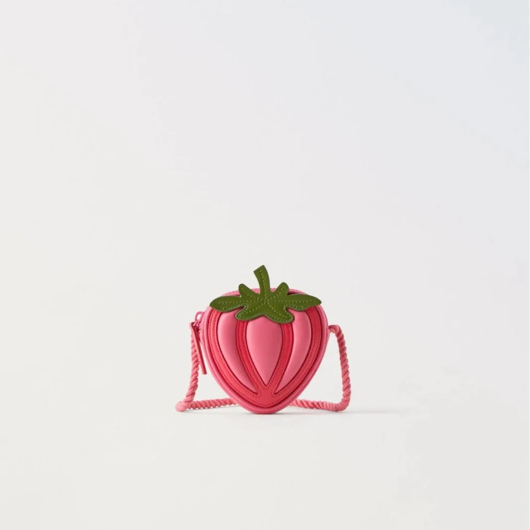 New Leather Concave Shaped Pink Strawberry Fruit Bag Three-dimensional Children's Crossbody Bag Women Crossbody Bags and Purses