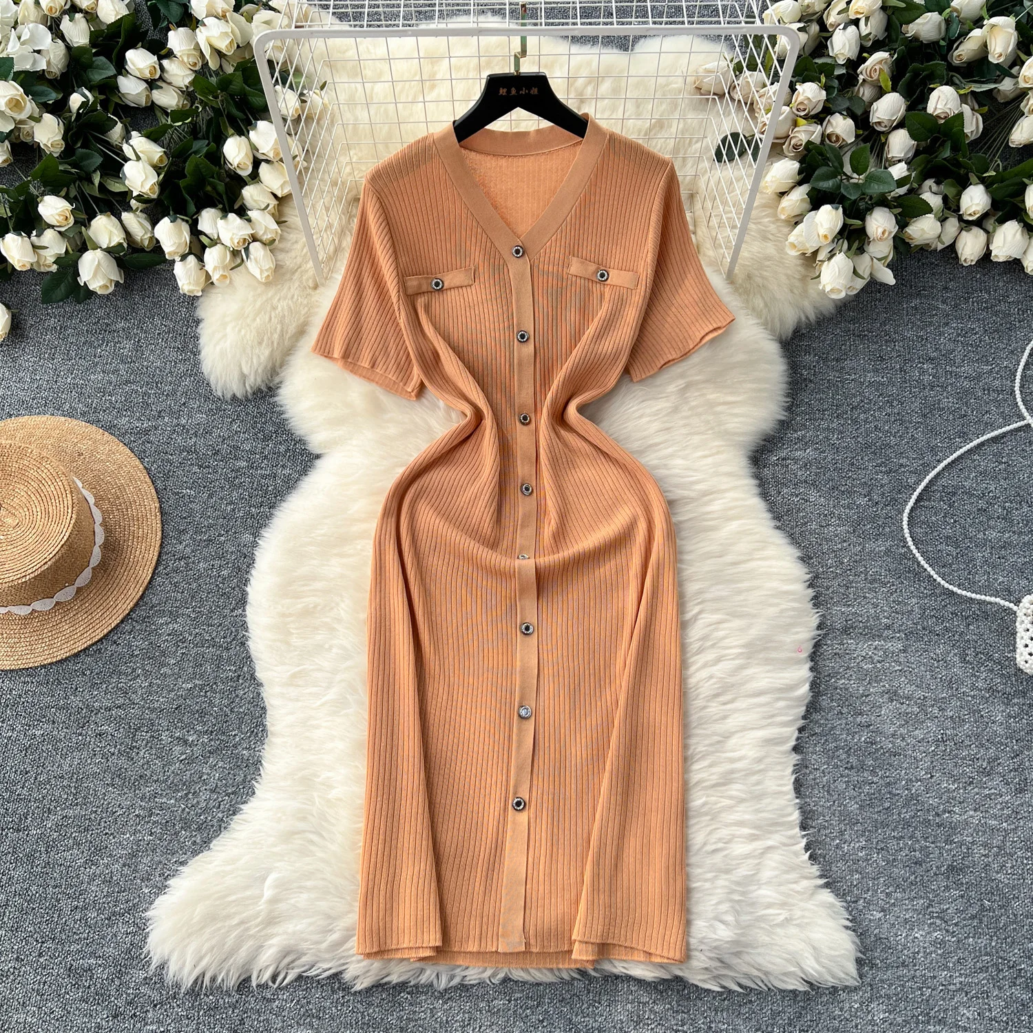 

Chic Elegant v Neck short sleeve Sequined Breasted knit Dress Sexy Women Fashion Vestido Elastic Slim pleated dresses